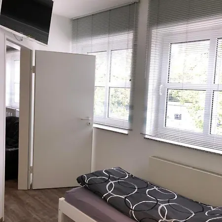 Lindenstrasse Apartment *